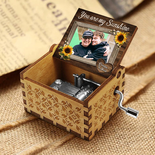 You Are My Sunshine - Gift for mom, grandma, grandpa, daughter, son, granddaughter, grandson, friend, sister, brother, aunt, uncle, dad - Personalized Hand Crank Music Box