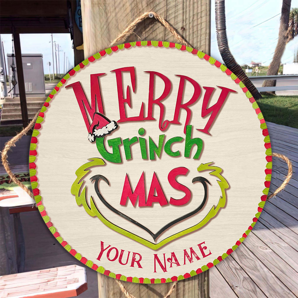 Merry Christmas - Personalized Christmas Stole Christmas Round Wood Sign