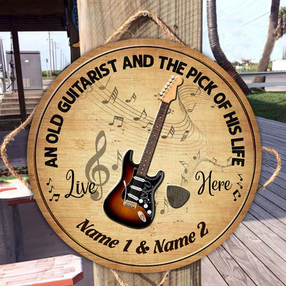 An Old Guitarist Personalized Round Wood Sign